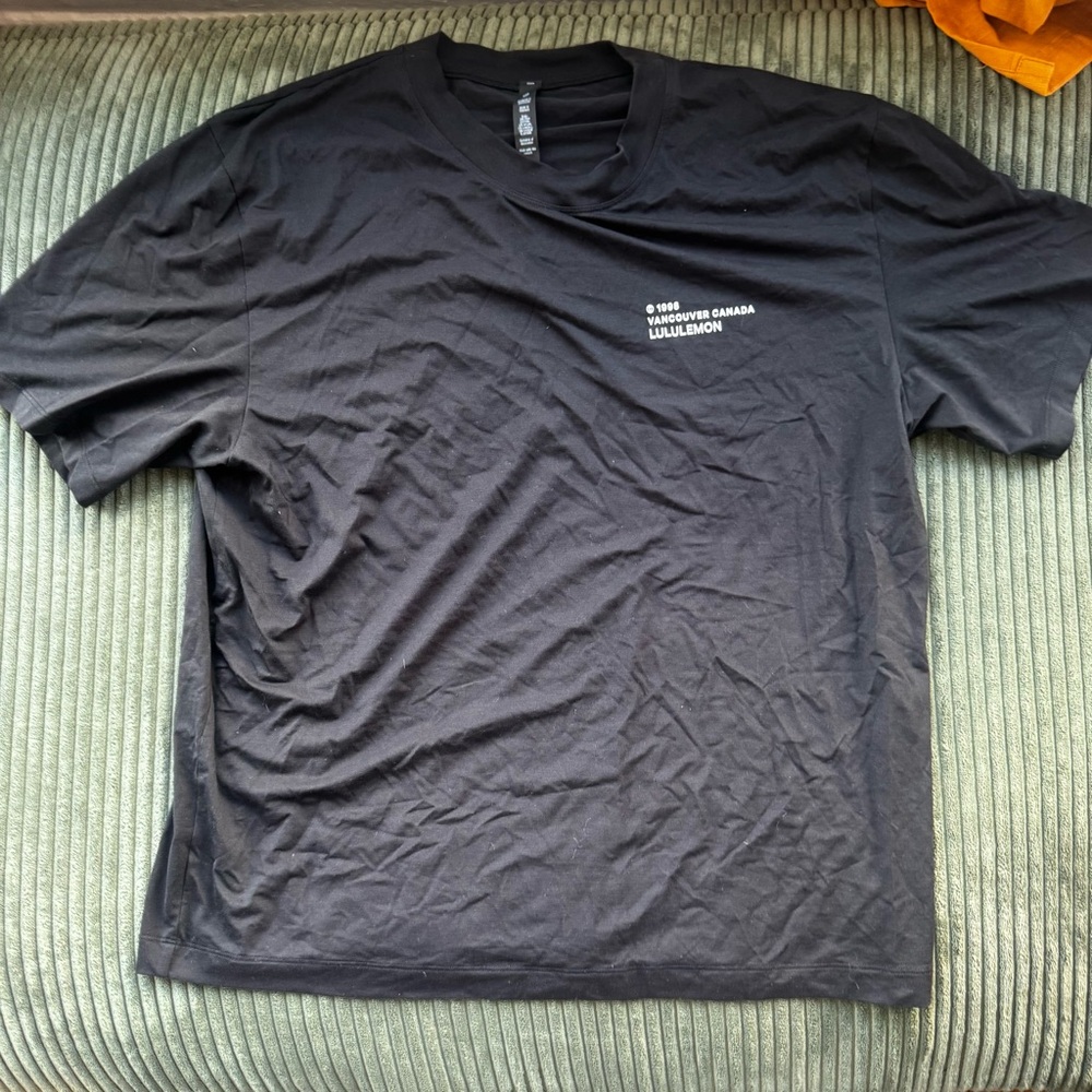 lululemon athletica black fundamental t mens medium rare wordmark